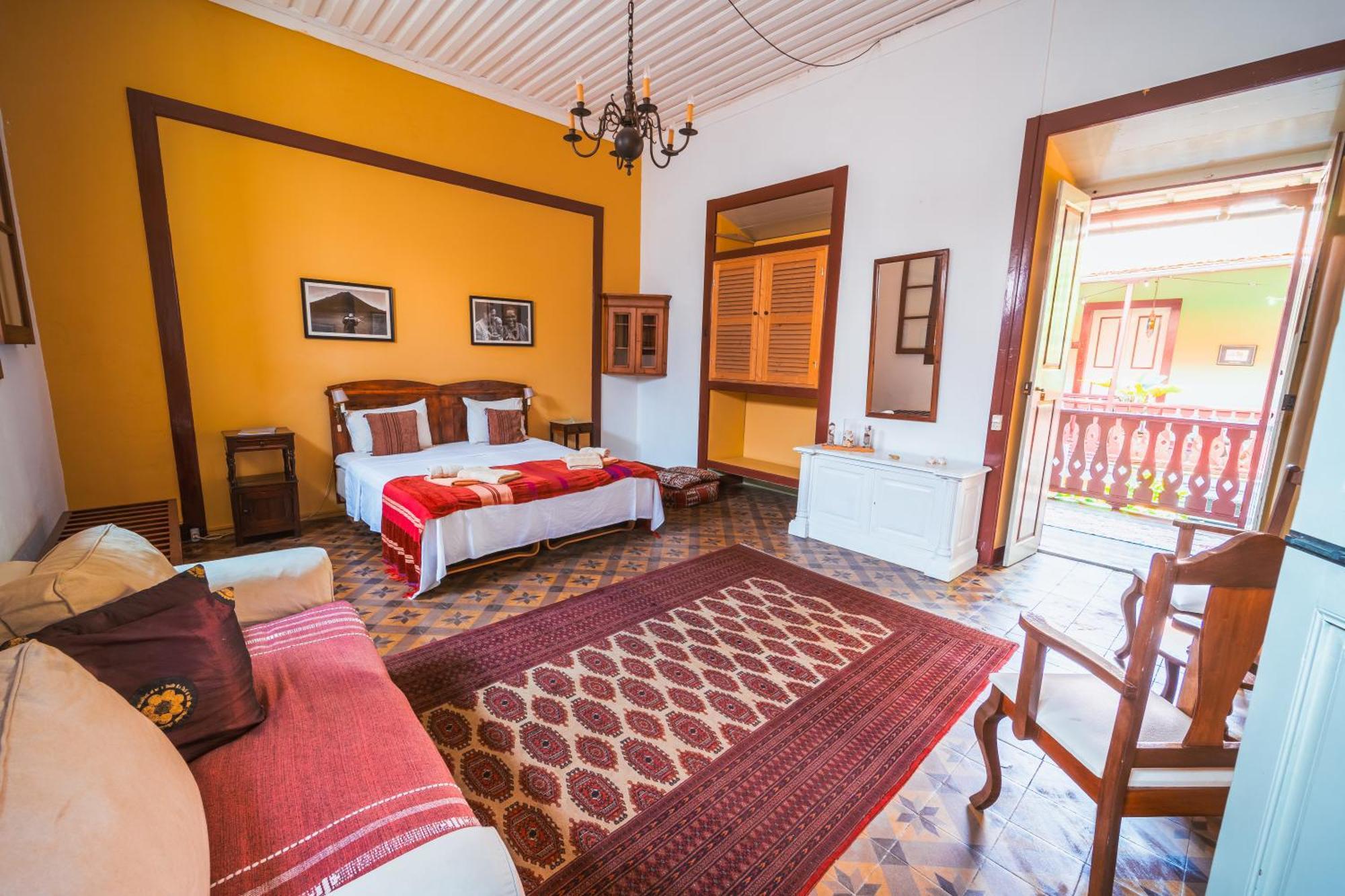 The Colonial Guest House São Filipe Buitenkant foto