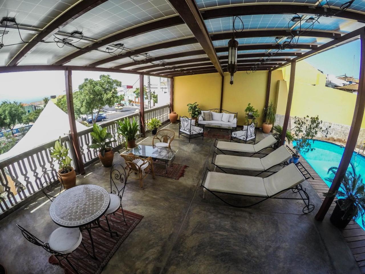 The Colonial Guest House São Filipe Buitenkant foto